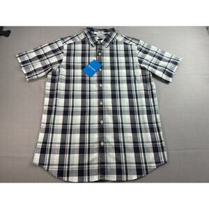 Columbia Men’s Medium Plaid Button Up Shirt NWT Active Fit Outdoor Casual